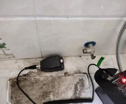 环翠屋顶漏水维修公司分享下卫生间漏水的危害及解决方法